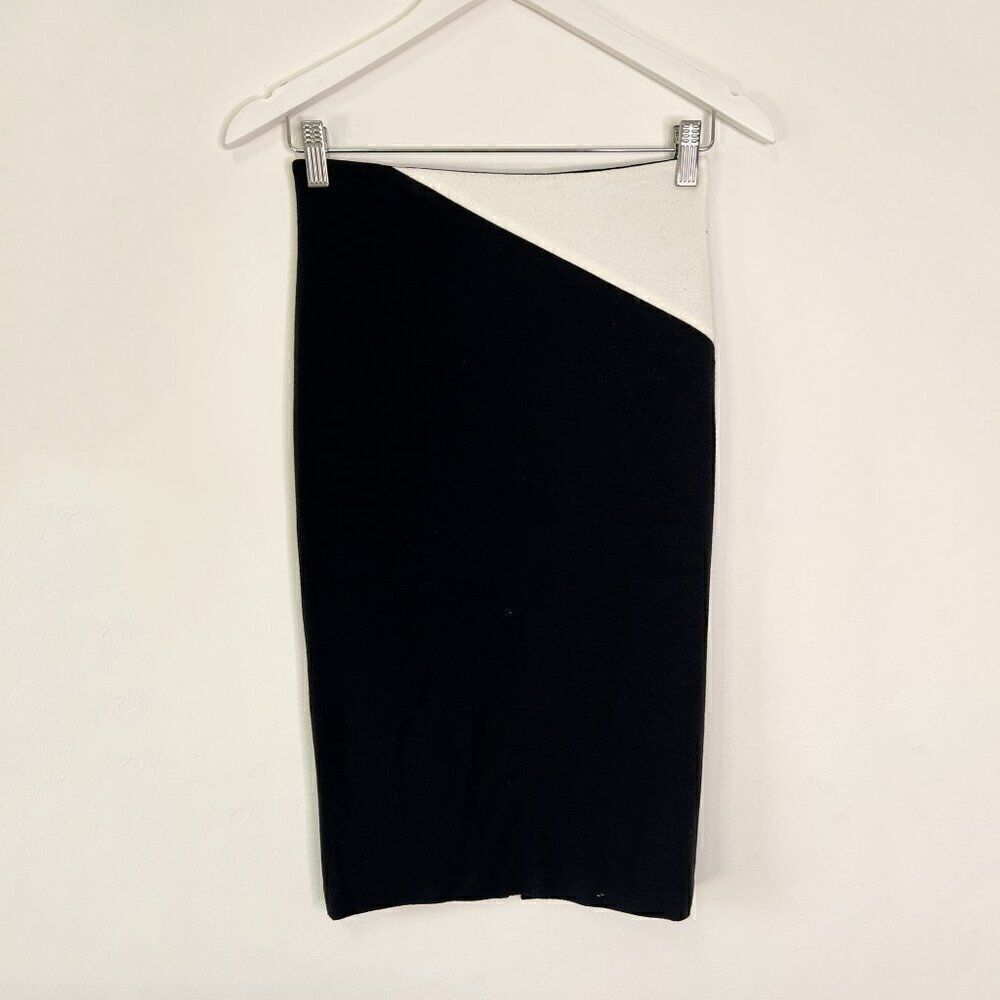 Alice + Olivia Employed Black and White Stretch Knit Pencil Skirt